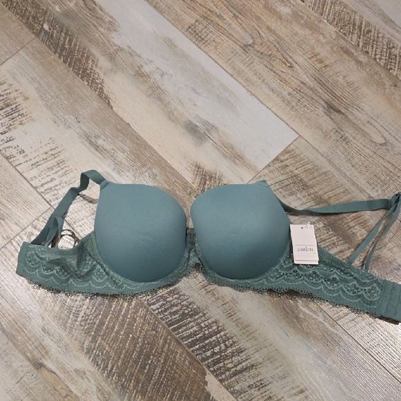 Auden Green Lace Trim Bra with Adjustable Straps - Picture 1 of 4
